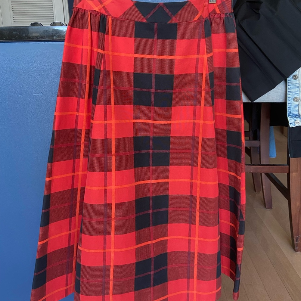 KATE SPADE PLAID SKIRT - LIKE NEW - SIZE 8
